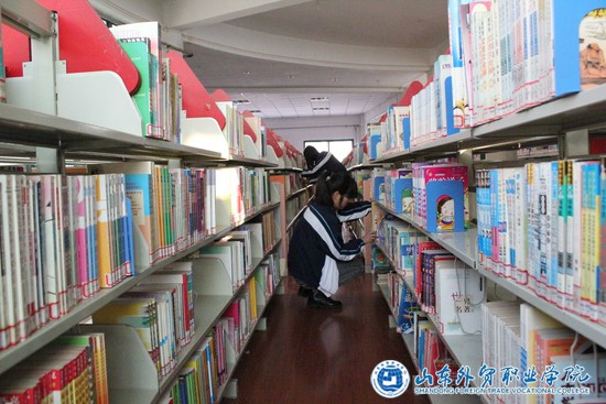 李沧图书馆1.jpg 李沧图书馆1.jpg